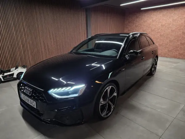 Audi A4 Avant 35 TDI S line S tronic 34