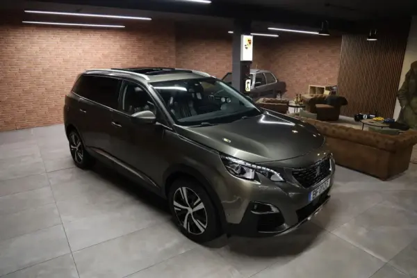 Peugeot 5008 BlueHDI 130 EAT8 Allure Pack 33
