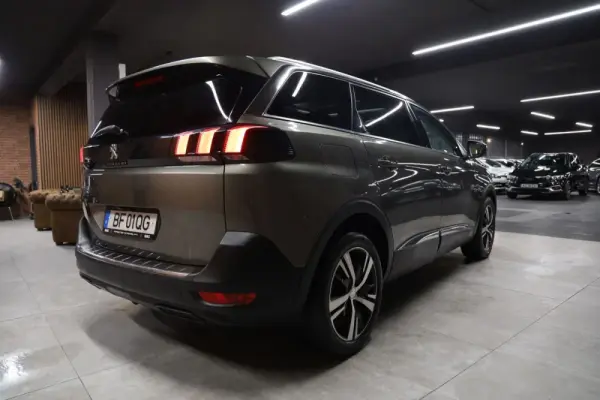 Peugeot 5008 BlueHDI 130 EAT8 Allure Pack 37
