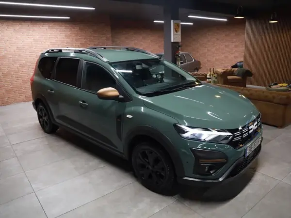 Dacia Jogger 1.0 ECO-G Extreme 7L Bi-Fuel 33