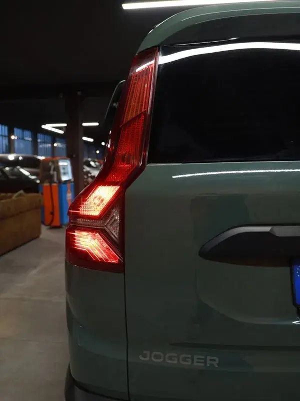 Dacia Jogger 1.0 ECO-G Extreme 7L Bi-Fuel 43