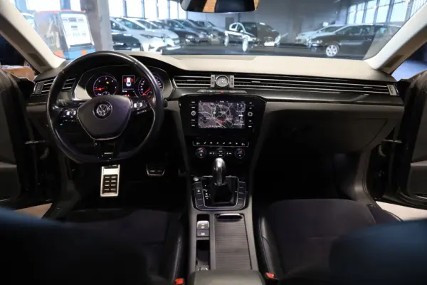 Volkswagen Arteon 2.0 TDI Elegance DSG 2