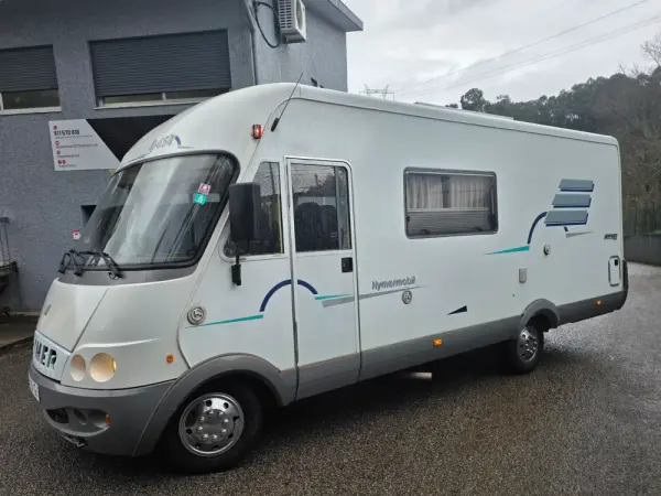Hymer Classe B Outro 12