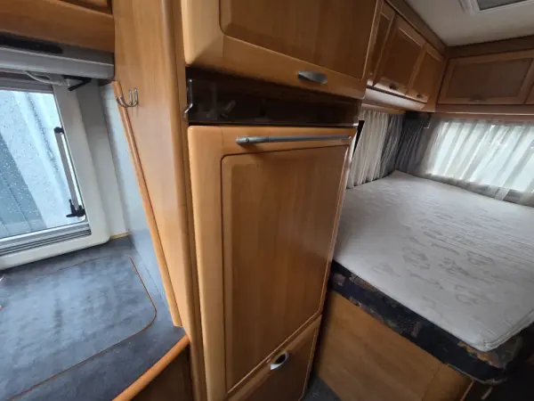 Hymer Classe B Outro 13