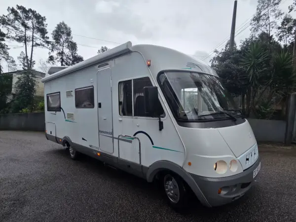 Hymer Classe B Outro 33