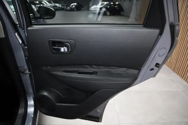 Nissan Qashqai 1.5 dCi Tekna Sport 17 27
