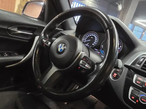 BMW 118 d Aut. Edition M Sport Shadow 14