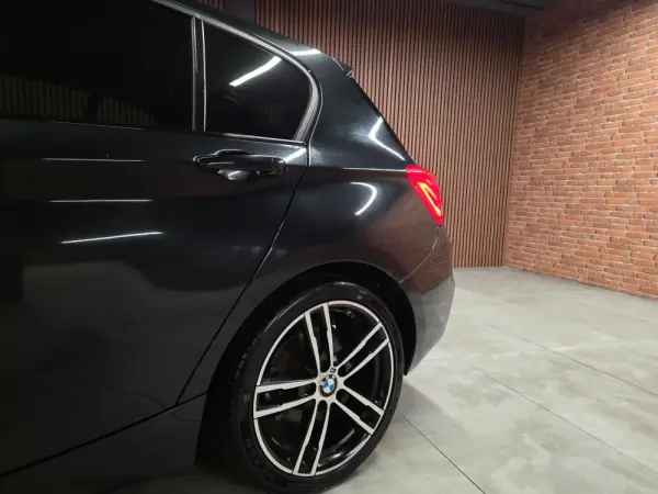 BMW 118 d Aut. Edition M Sport Shadow 27