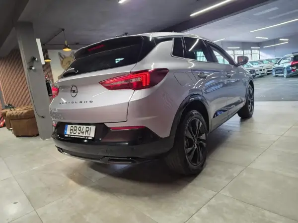 Opel Grandland 1.5 CDTI GS AT 16