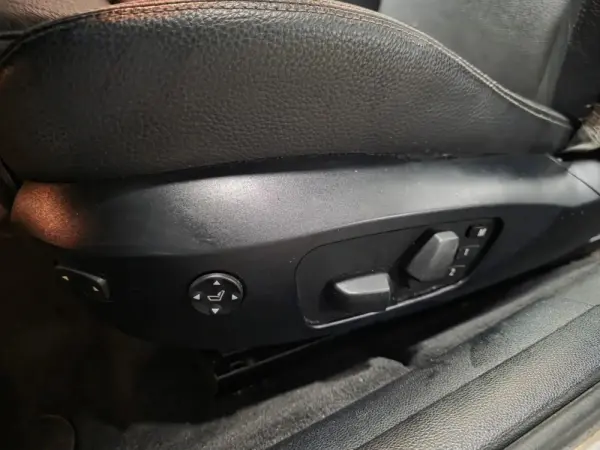 BMW 320 d Navigation Auto 34