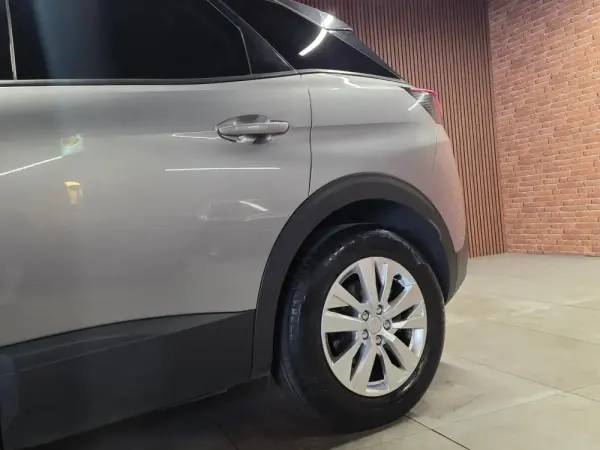 Peugeot 3008 1.5 BlueHDi Active 14