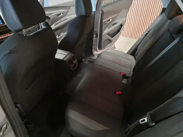 Peugeot 3008 1.5 BlueHDi Active 25