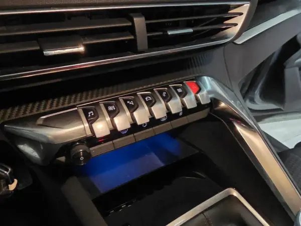 Peugeot 3008 1.5 BlueHDi Active 26