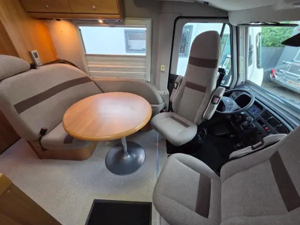 Knaus Travel Liner Outro 9