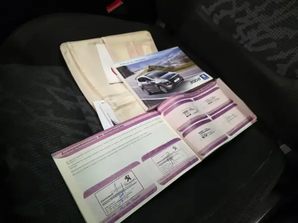 Peugeot 3008 1.6 HDi Sport 12