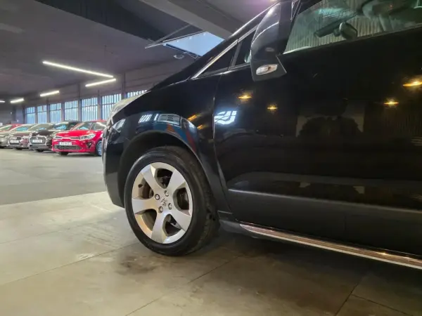 Peugeot 3008 1.6 HDi Sport 14