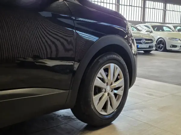 Peugeot 5008 BlueHDI 120 EAT6 Active 17