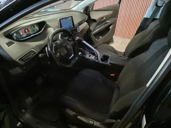 Peugeot 5008 BlueHDI 120 EAT6 Active 27