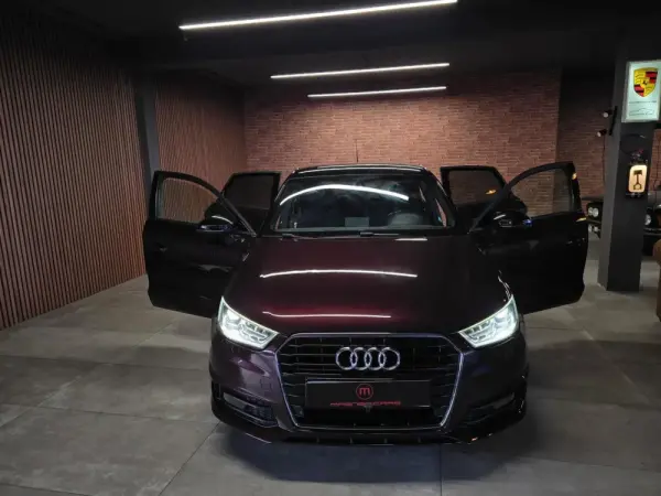 Audi A1 Sportback 1.6 TDI S-line 17