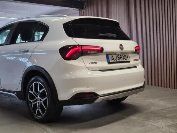 Fiat Tipo Cross 1.3 Multijet 37