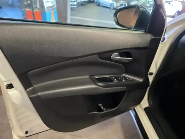 Fiat Tipo Cross 1.3 Multijet 44