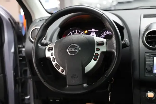 Nissan Qashqai 1.5 dCi Tekna Sport 17 22