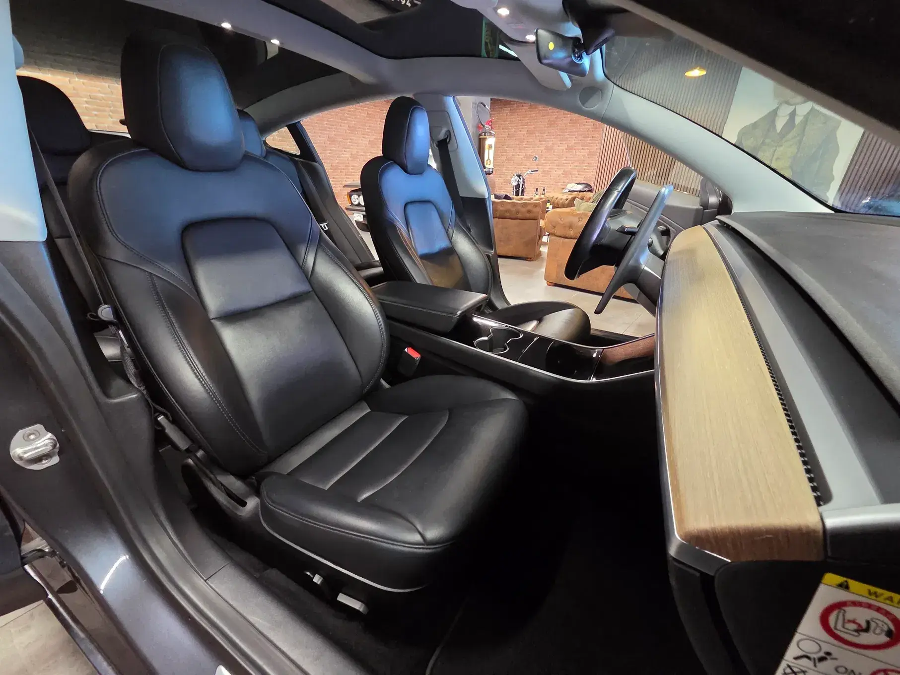Tesla Model 3 Standard Range Plus RWD 27