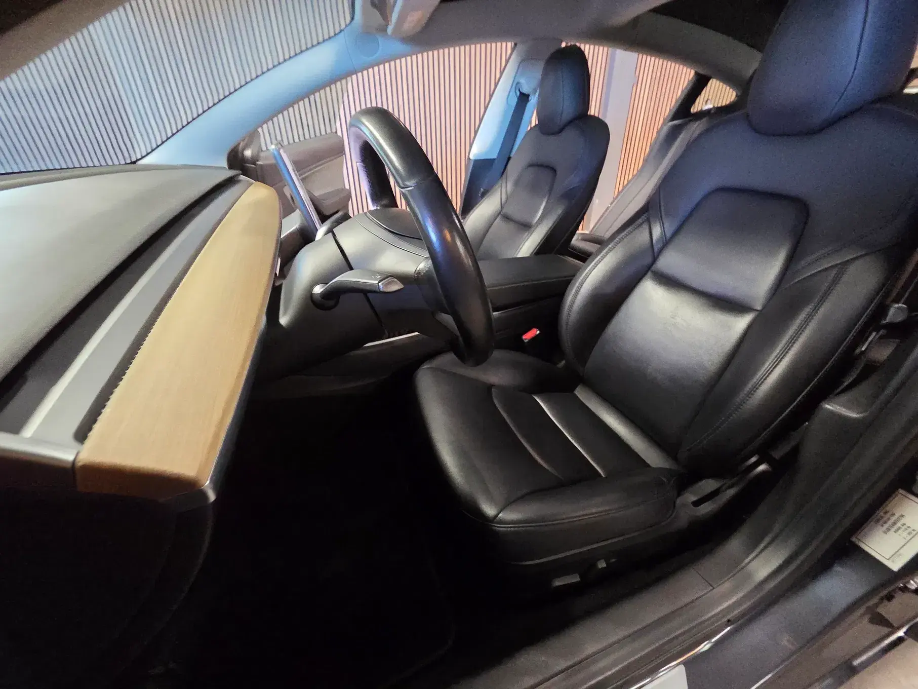Tesla Model 3 Standard Range Plus RWD 32
