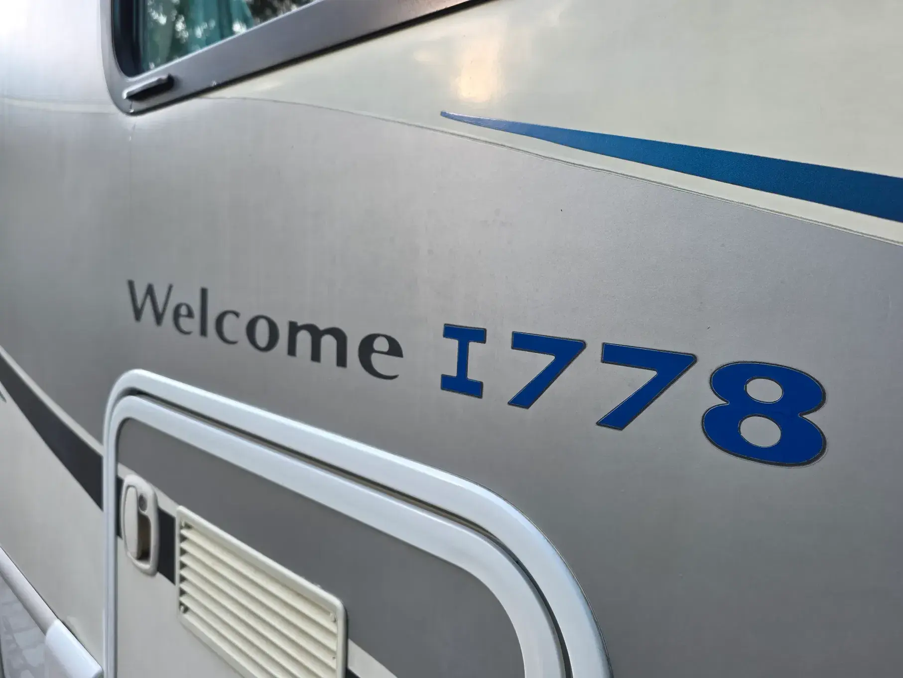Chausson Welcome Outro 5