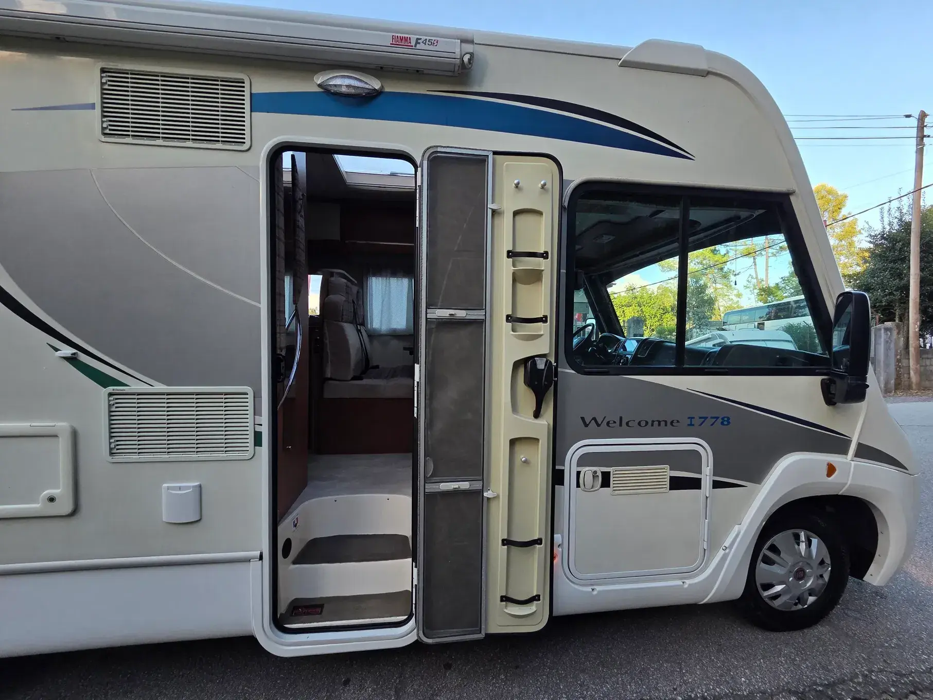 Chausson Welcome Outro 15