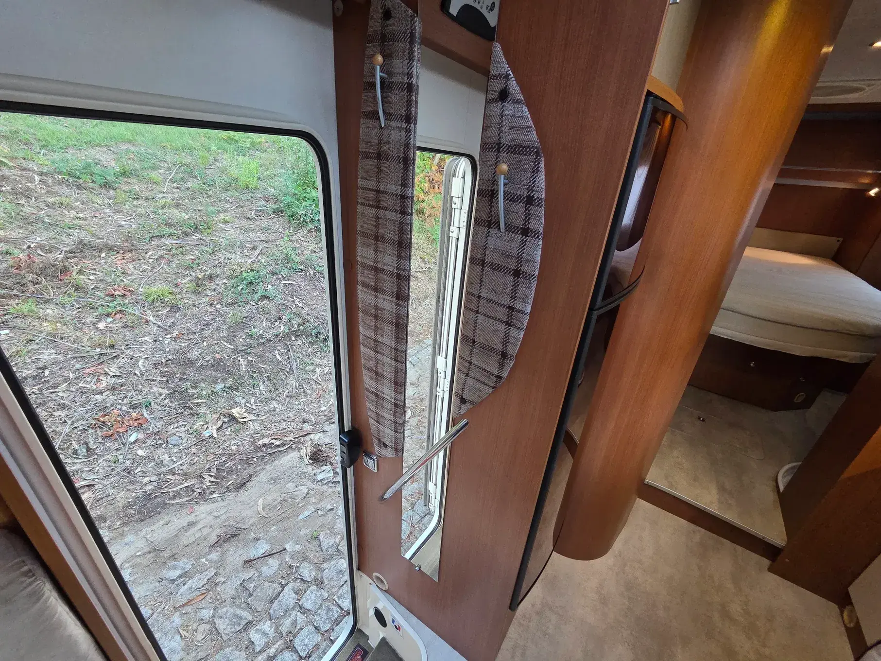 Chausson Welcome Outro 21