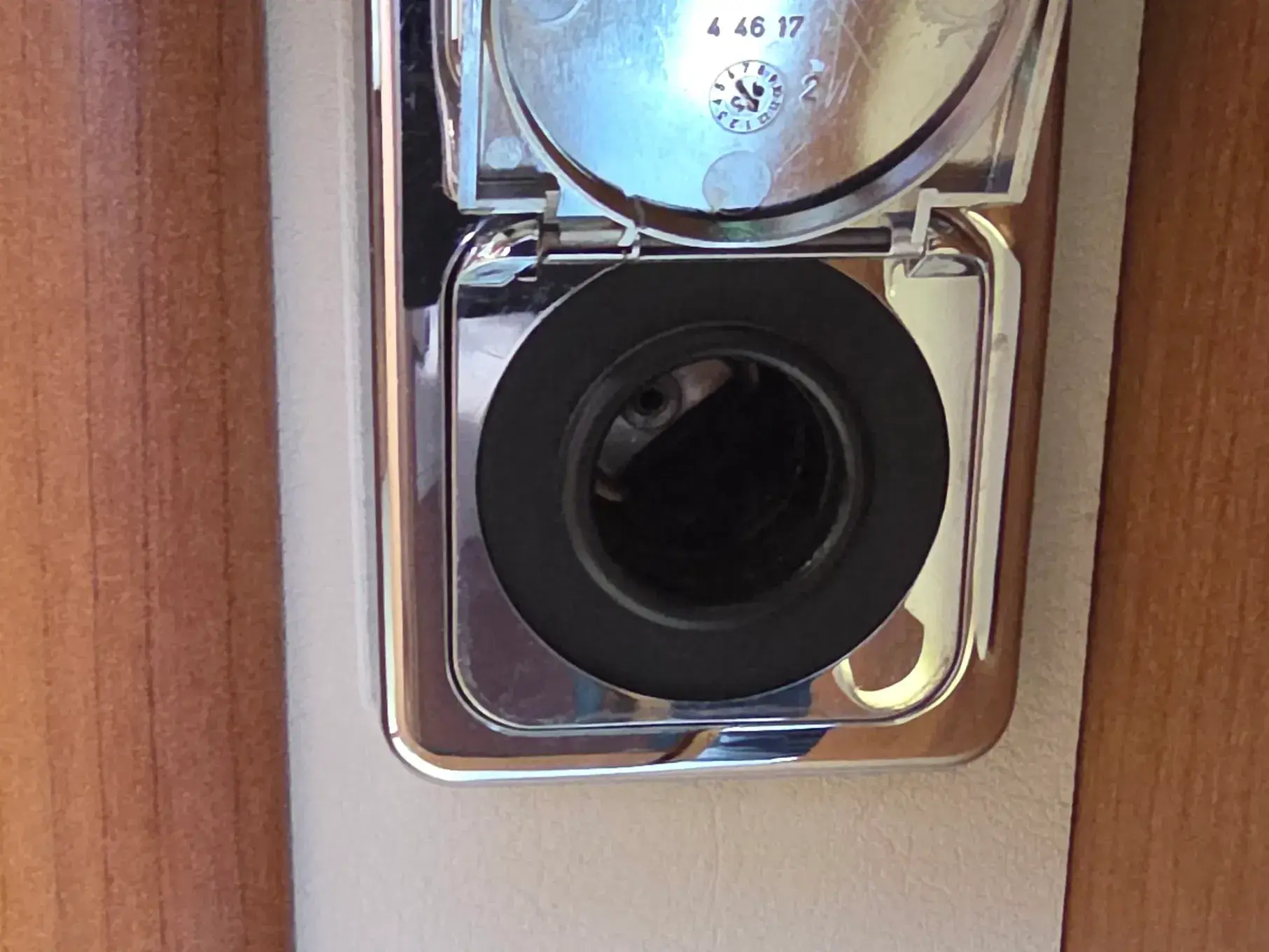 Chausson Welcome Outro 25