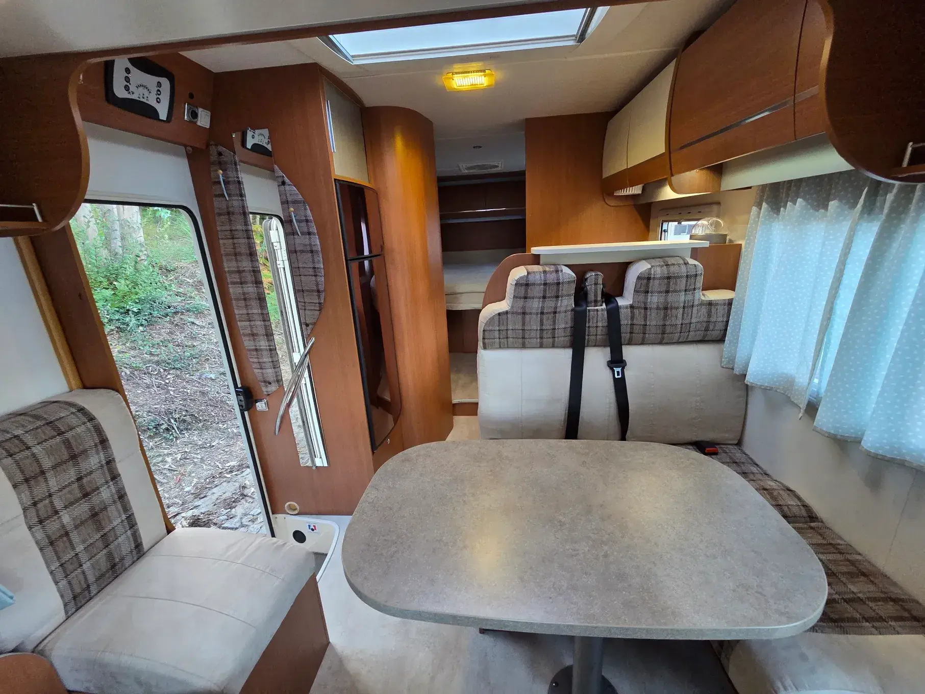 Chausson Welcome Outro 51