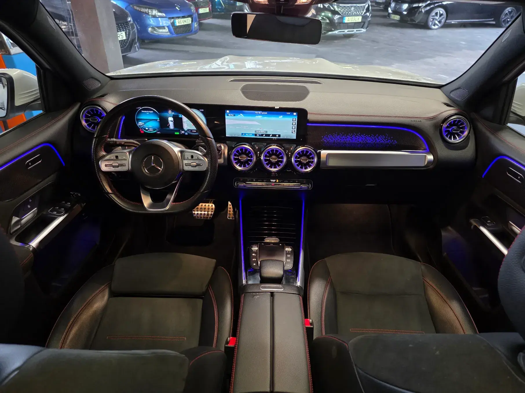 Mercedes-Benz EQB 350 4Matic AMG Line 12