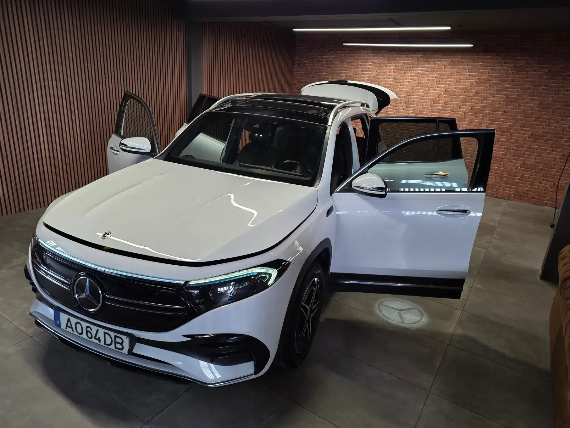 Mercedes-Benz EQB 350 4Matic AMG Line 50