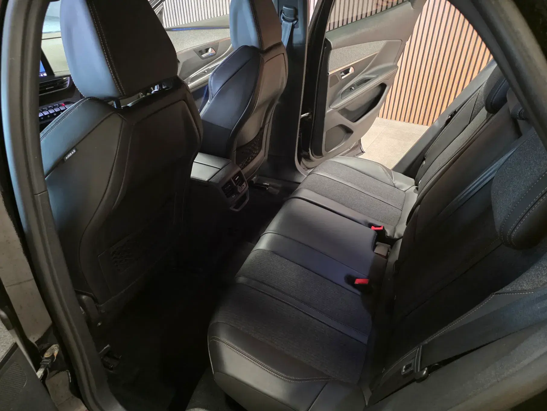 Peugeot 3008 BlueHDi 130 Stop & Start EAT8 GT Pack 17
