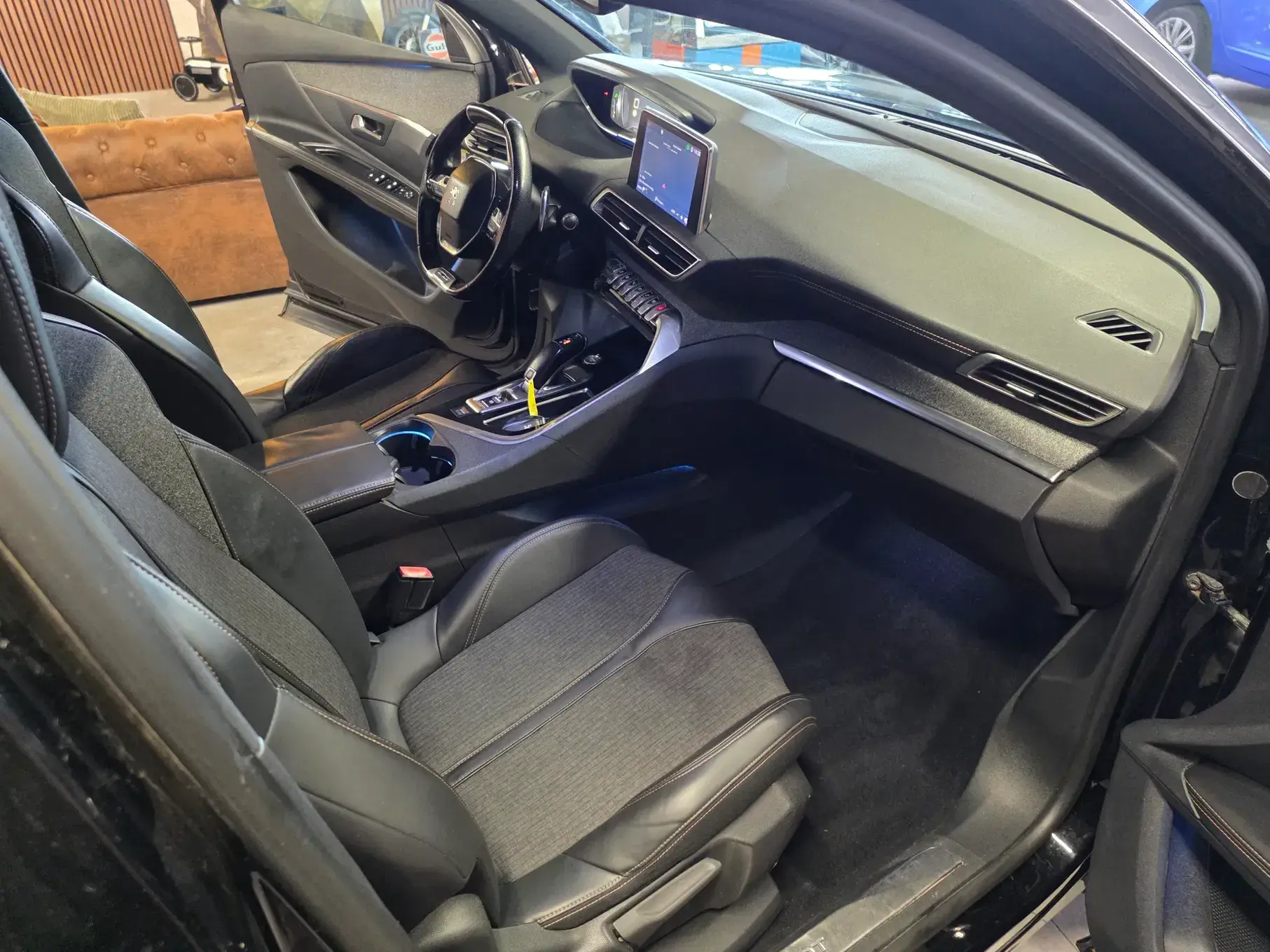 Peugeot 3008 BlueHDi 130 Stop & Start EAT8 GT Pack 31