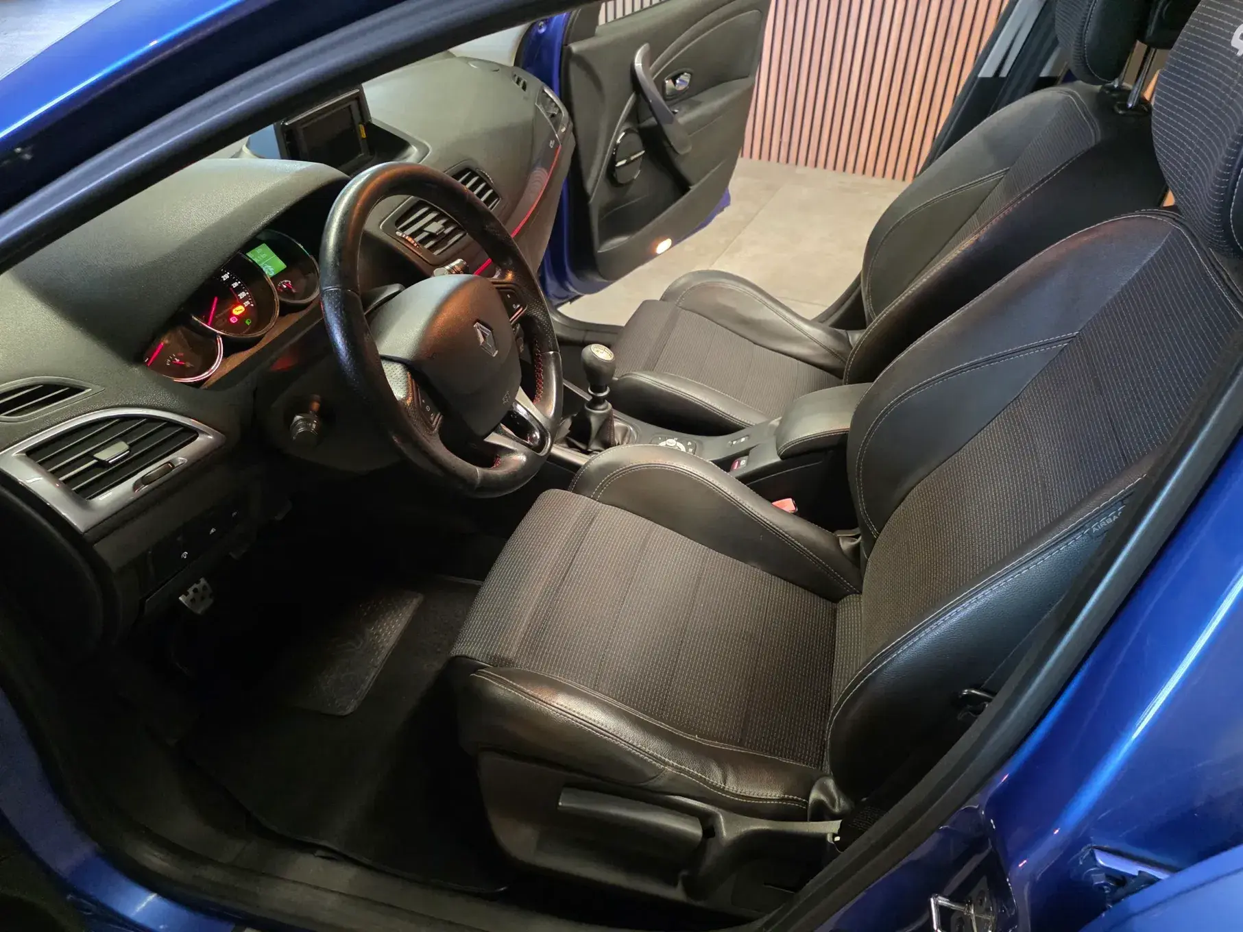 Renault Mégane Sport Tourer 1.5 dCi GT Line 25