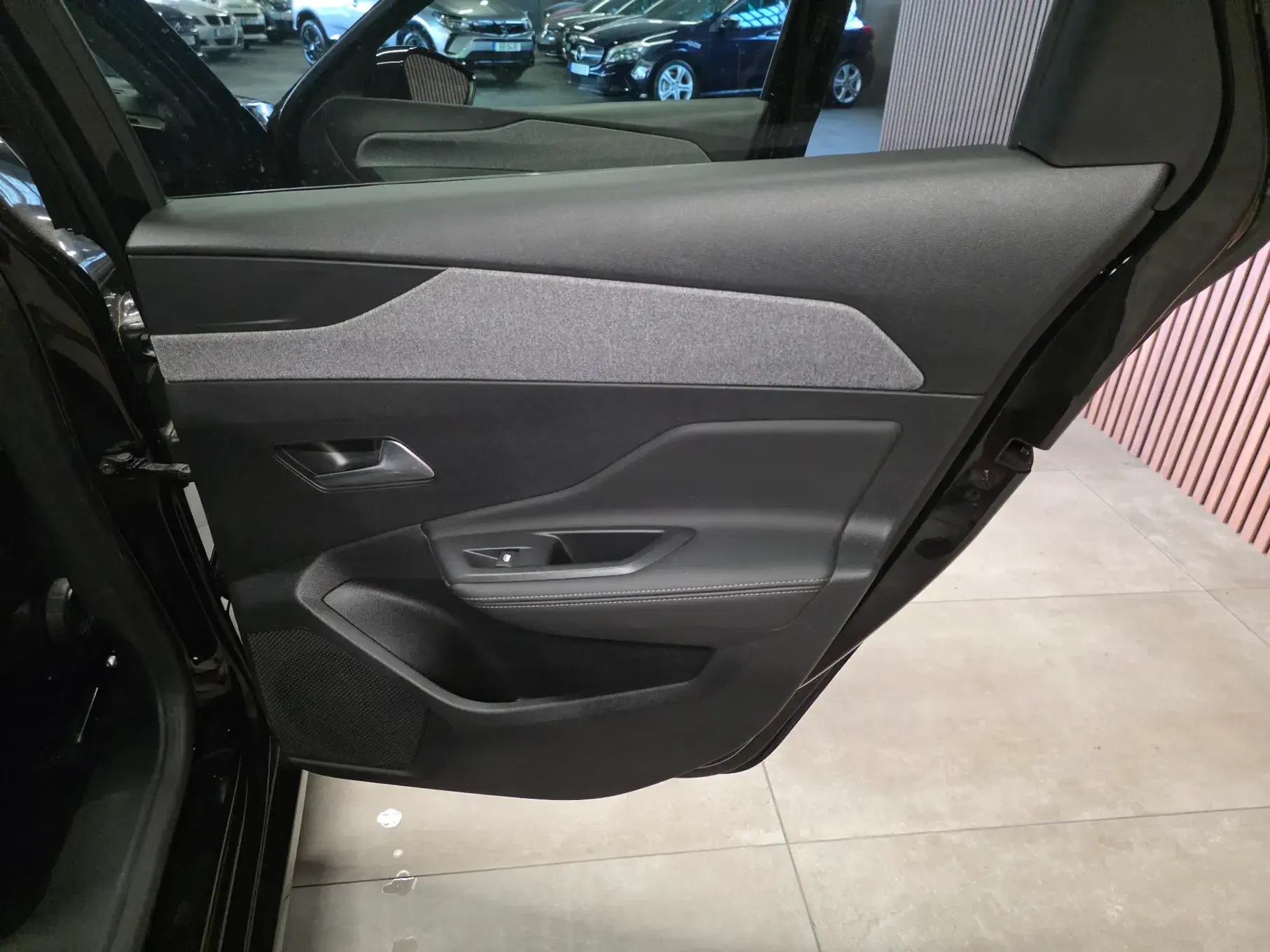 Peugeot 308 SW PureTech 130 GPF EAT8 Stop & Start Allure Pack 22