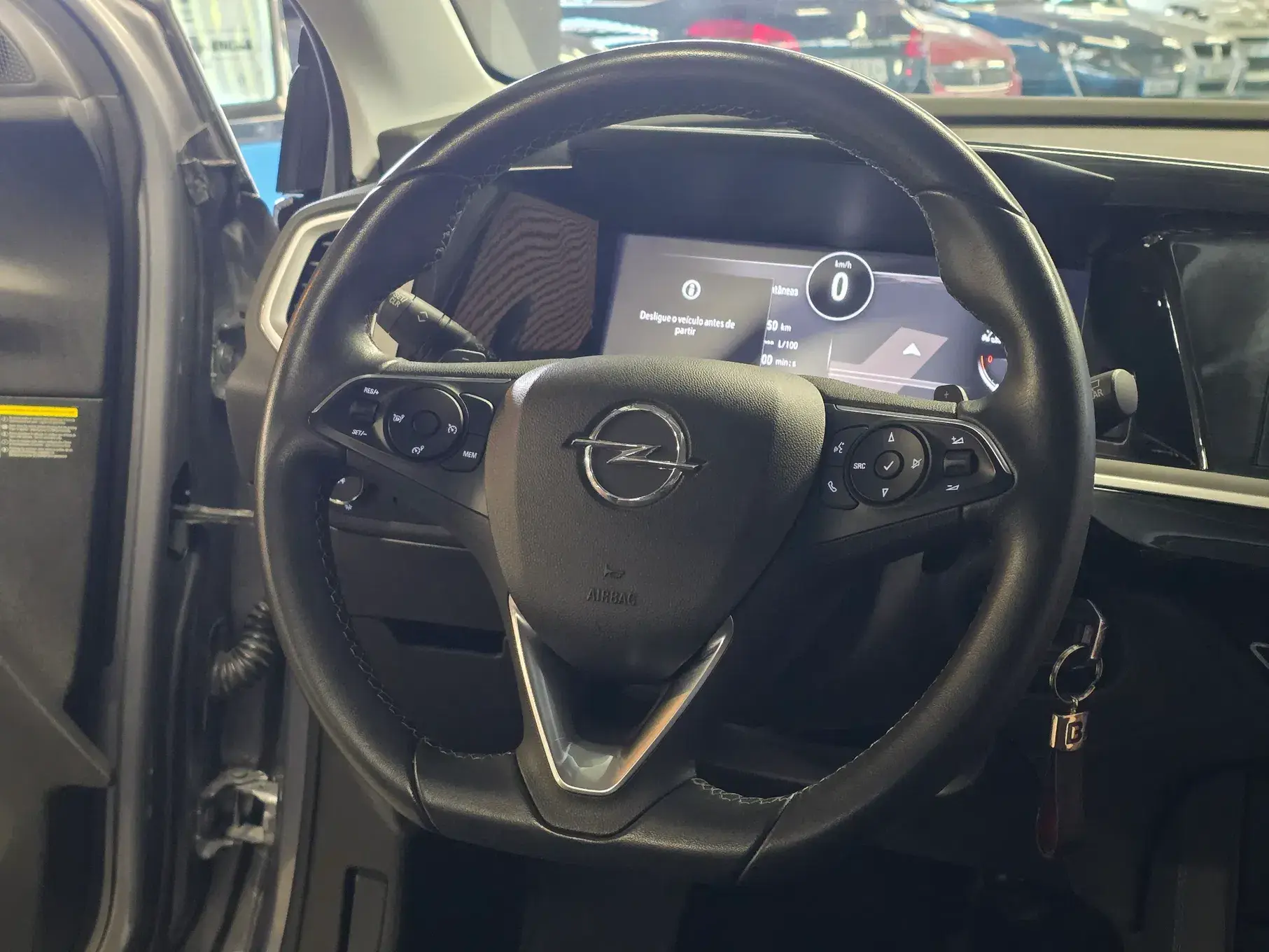 Opel Grandland Outro 3