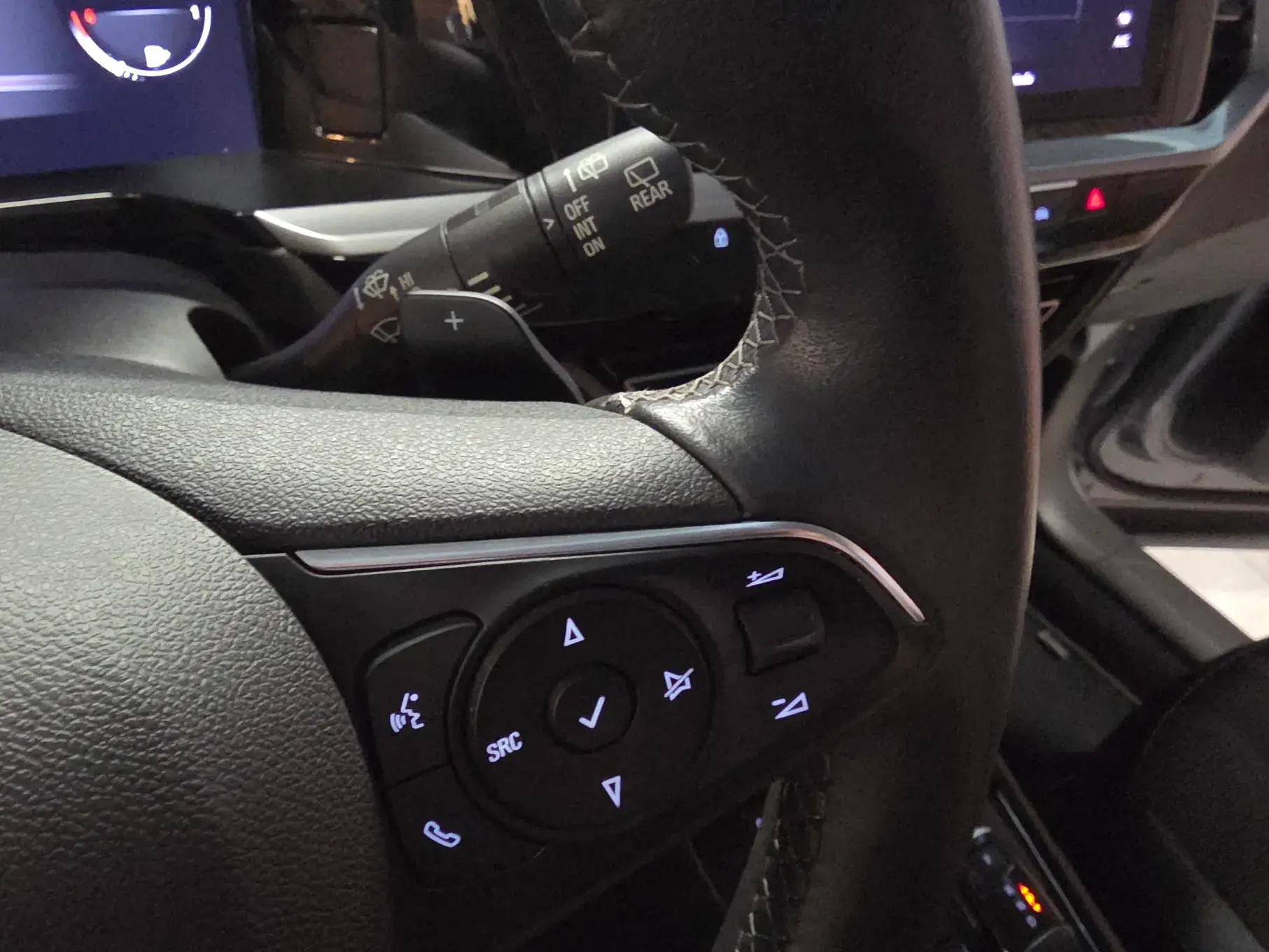 Opel Grandland Outro 18