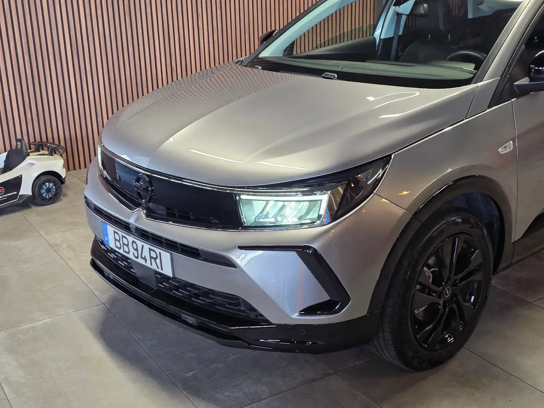 Opel Grandland Outro 27