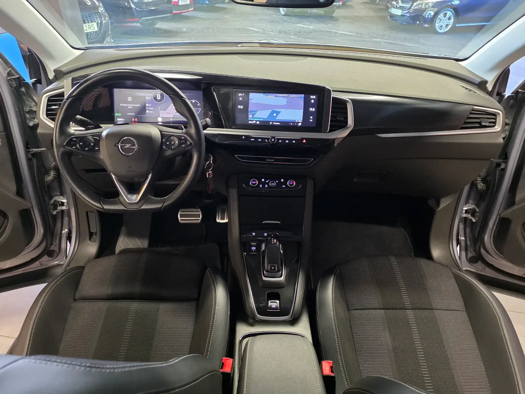 Opel Grandland Outro 39