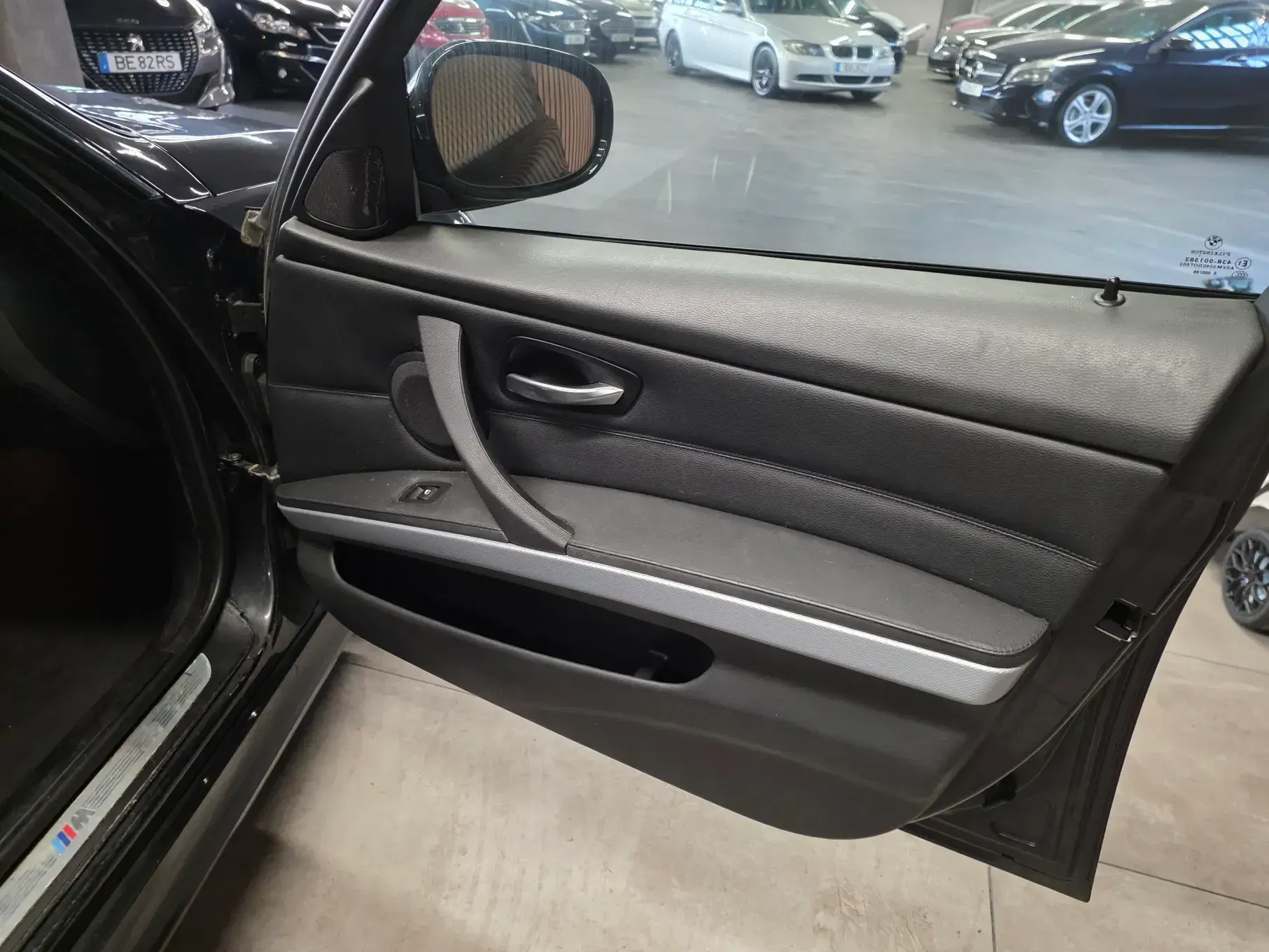 BMW 320 d Navigation Auto 19