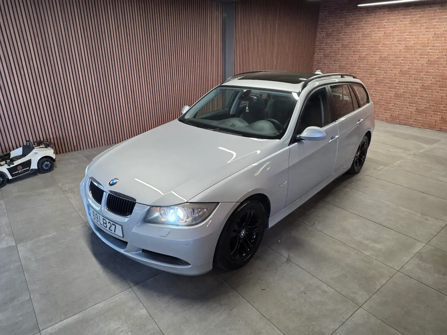BMW 320 d Navigation 3