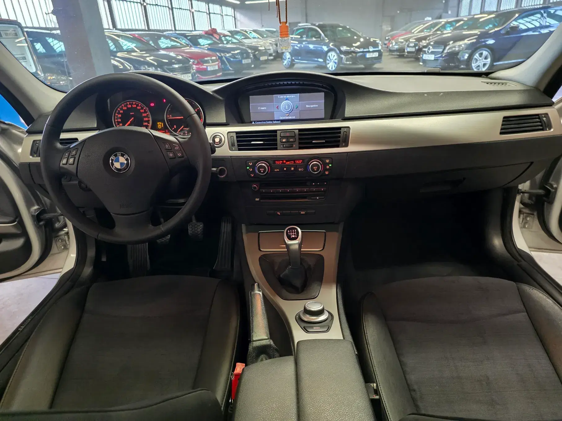 BMW 320 d Navigation 12