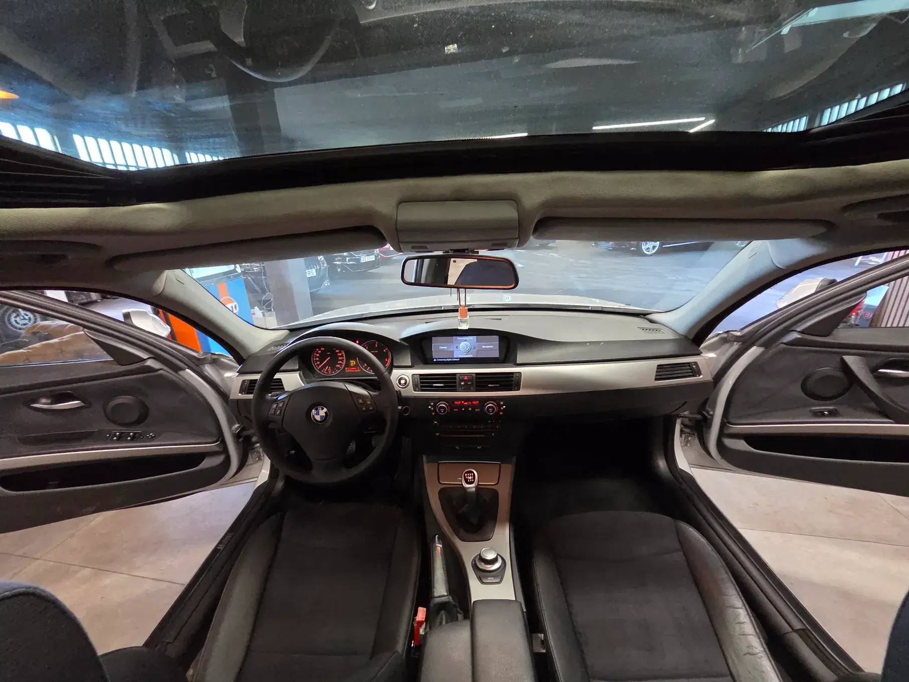 BMW 320 d Navigation 18