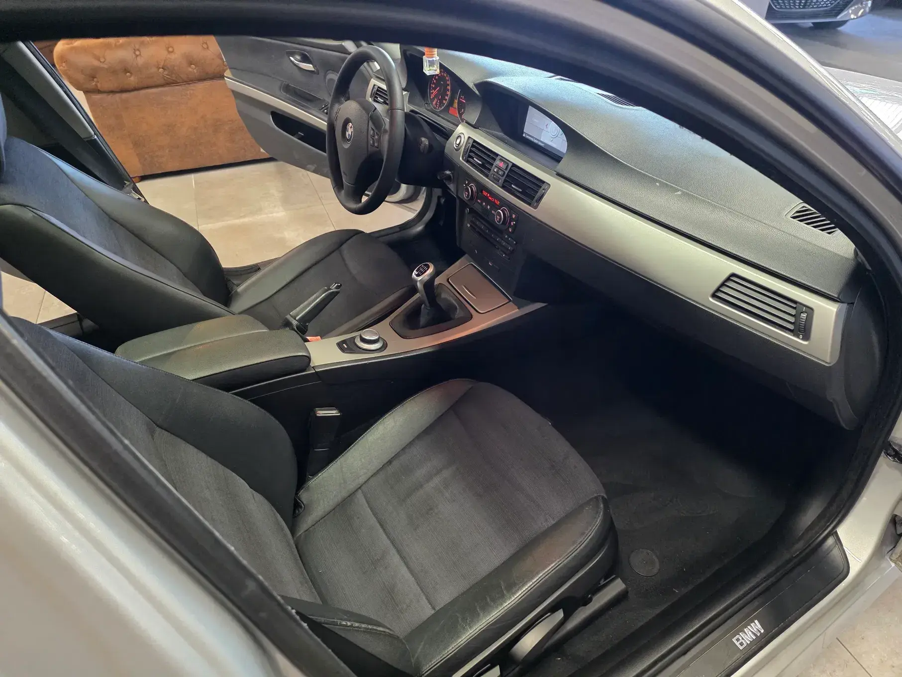 BMW 320 d Navigation 21