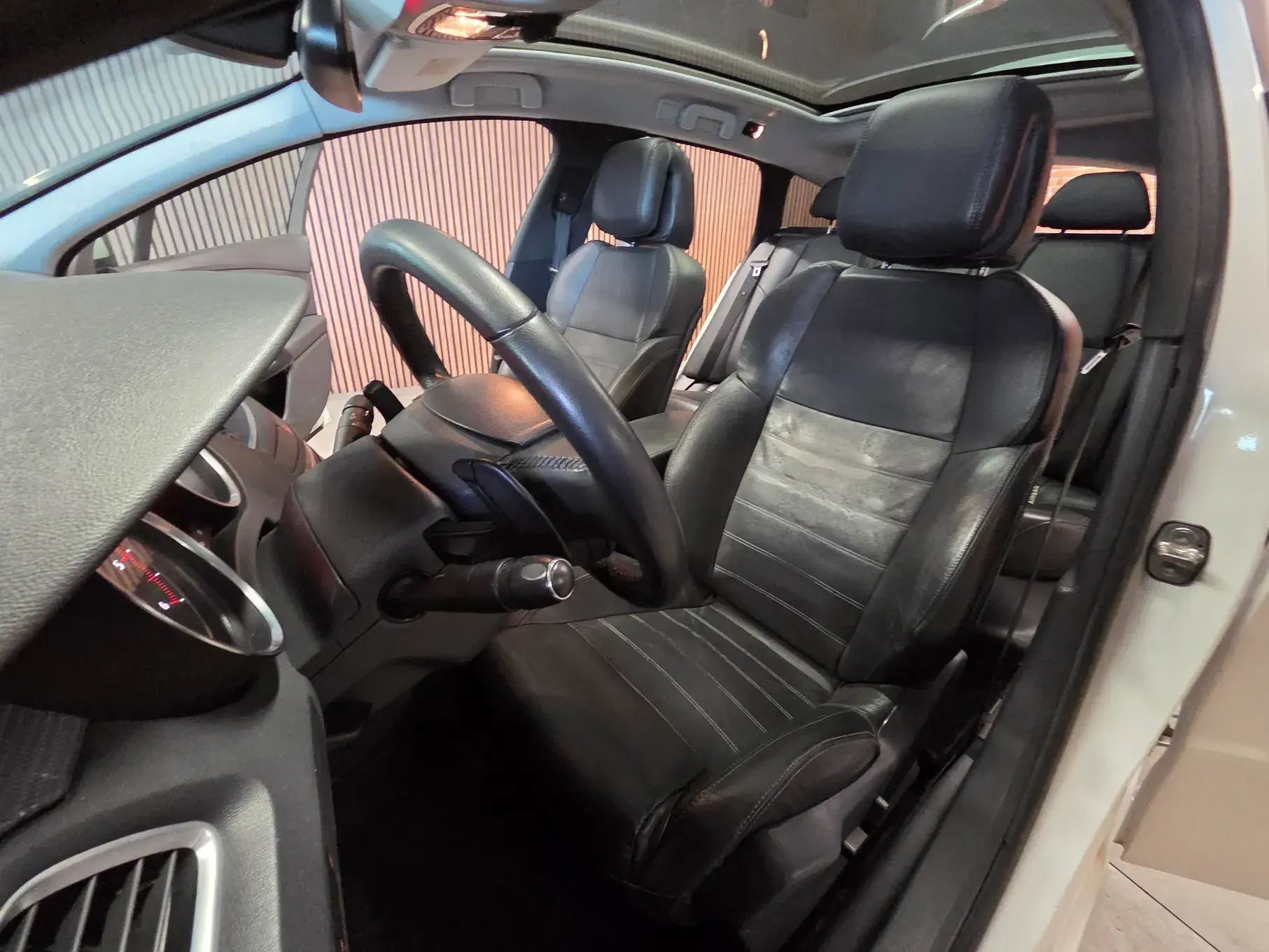 Peugeot 508 SW 1.6 e-HDi Allure 2-Tronic 13