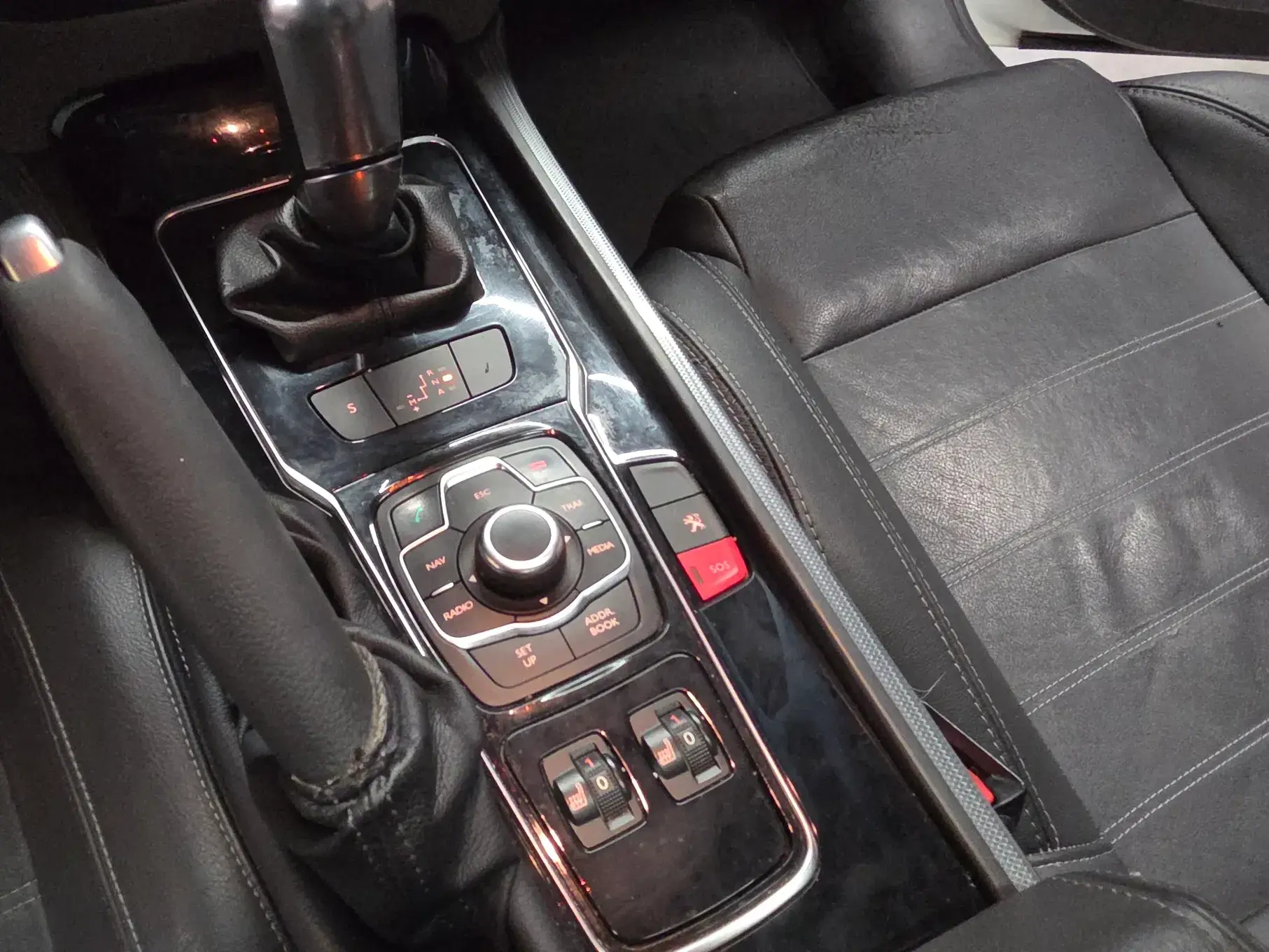 Peugeot 508 SW 1.6 e-HDi Allure 2-Tronic 24